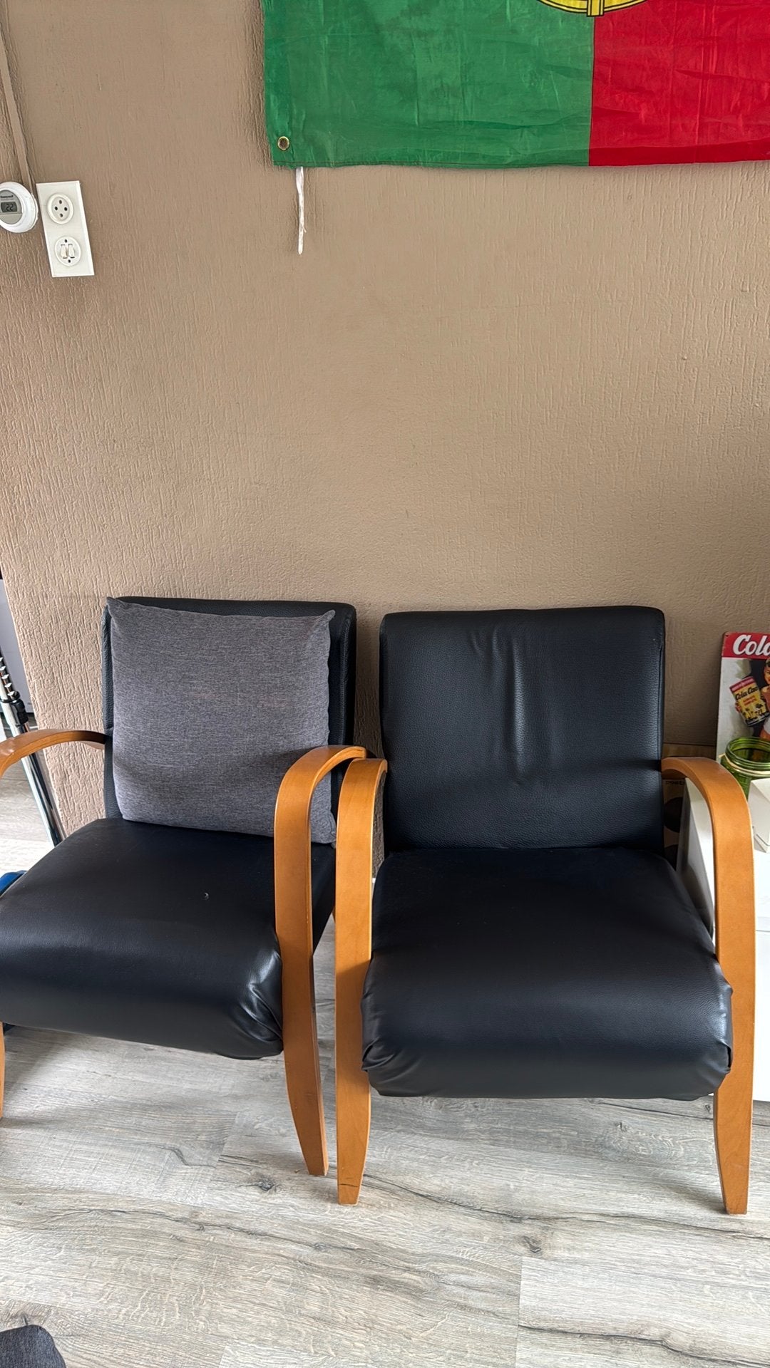 Two lounge chairs, Ophalen, Zo goed als nieuw, 75 tot 100 cm, 50 tot 75 cm