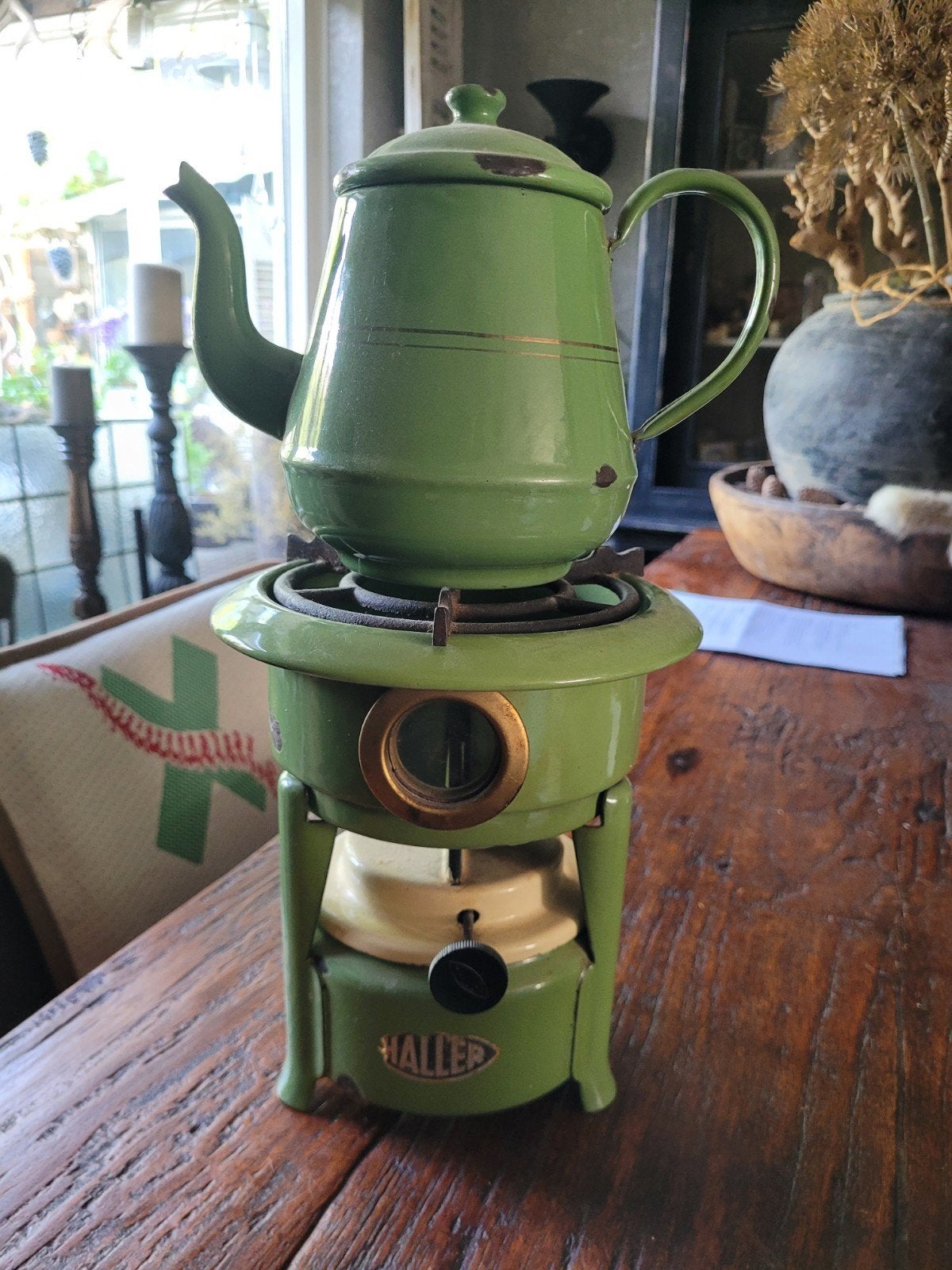 Vintage Haller petroleumstel met emaille koffiepot, Ophalen