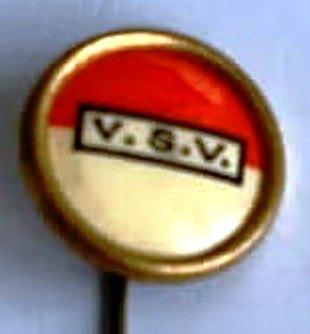 VSV-clubspeld (zeer oud speldje) vv Velsen, Verzamelen, Verzenden, Zo goed als nieuw, Sport, Speldje of Pin