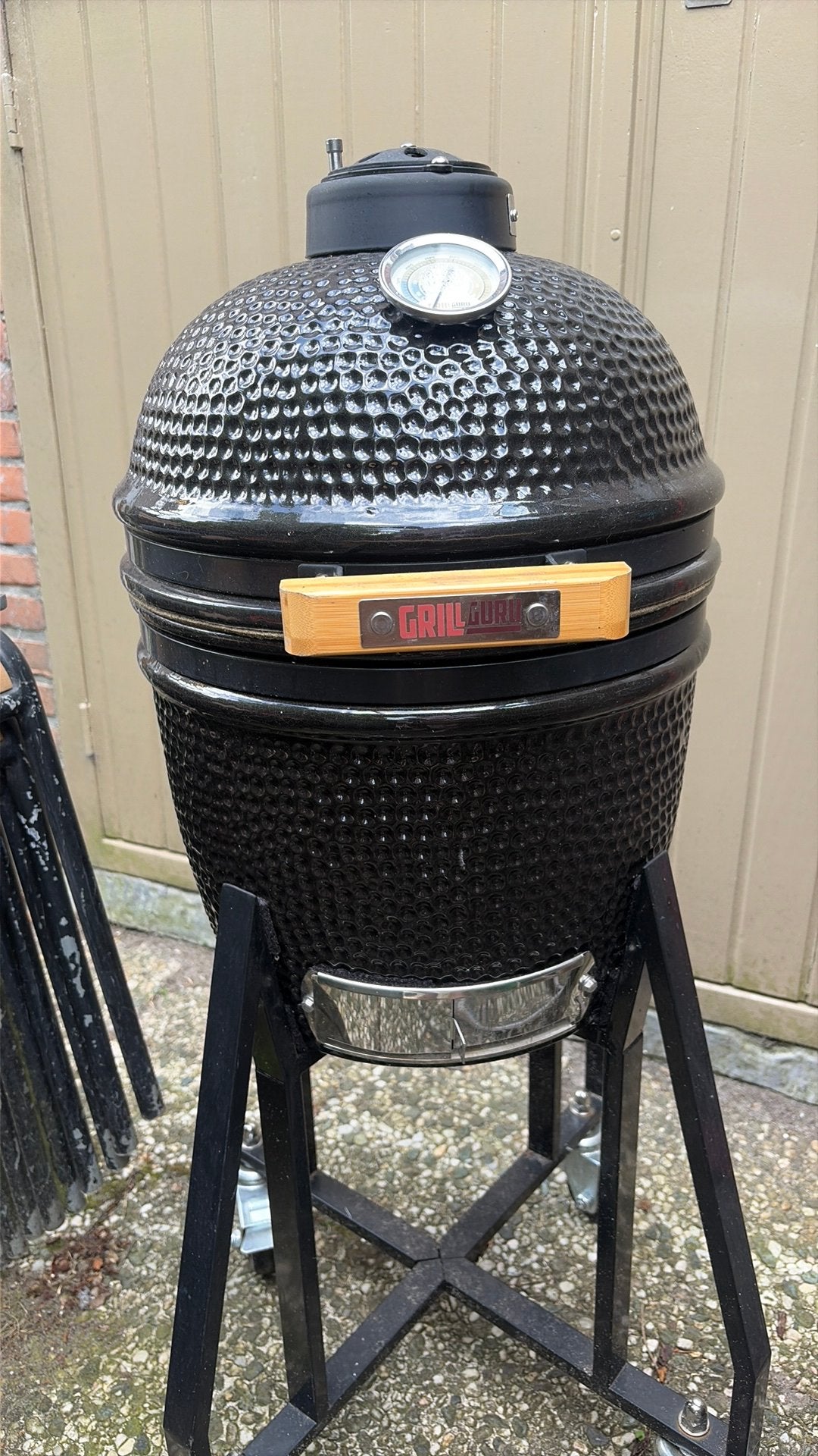 Grill Guru compact kamado, Ophalen, Zo goed als nieuw