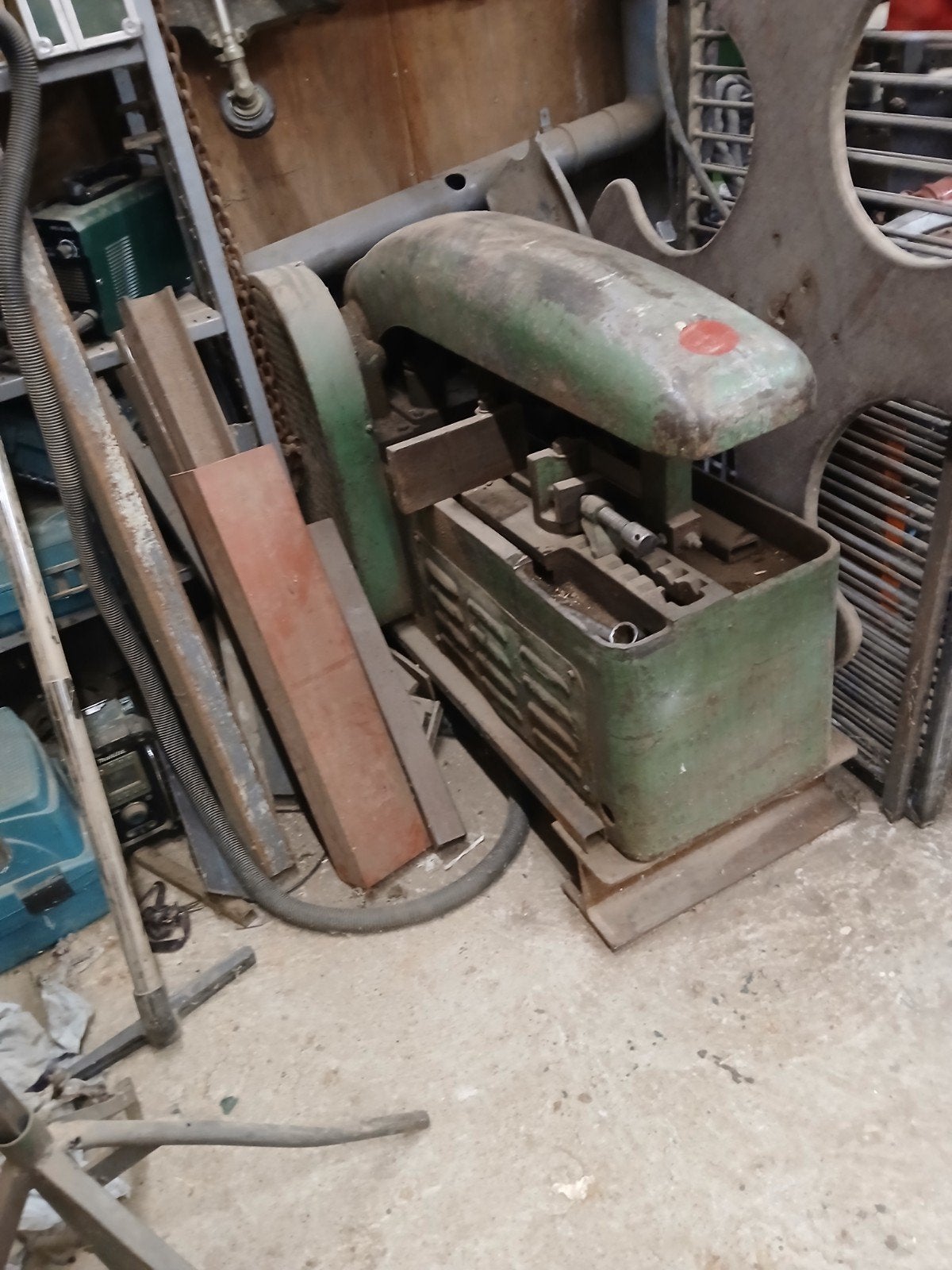 Robuuste beugelzaagmachine - Krachtstroomen degelijk., Ophalen, Gebruikt, 70 mm of meer, Overige typen