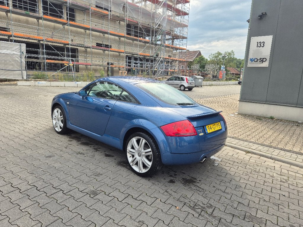 Audi TT 1.8 T Coupe 132KW 1999 Blauw, Auto's, Voorwielaandrijving, TT, Zwart, 4 cilinders