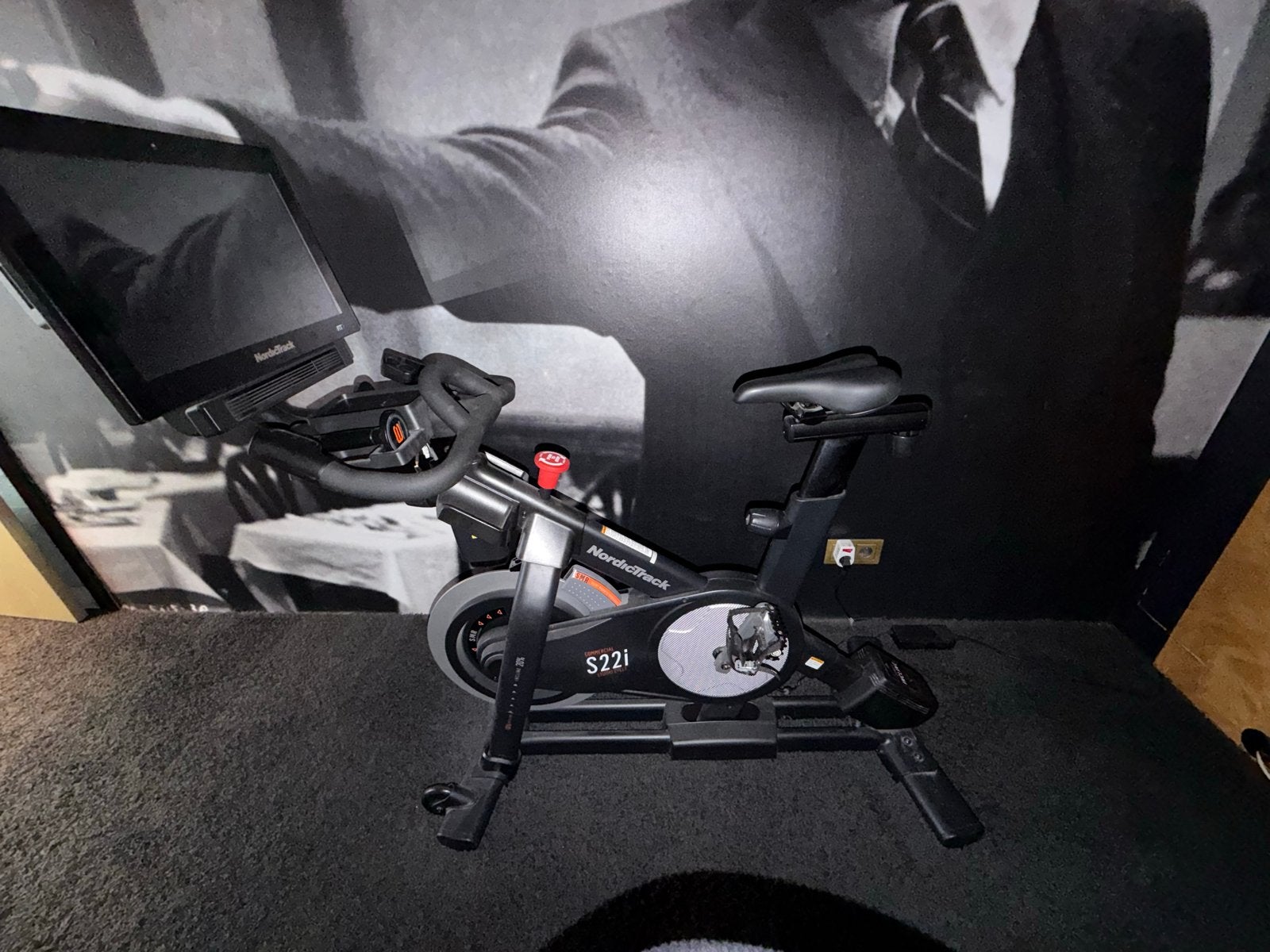 NordicTrack S22i Studio Cycle Hometrainer (Nieuwstaat), Ophalen, Zo goed als nieuw, Metaal, Benen