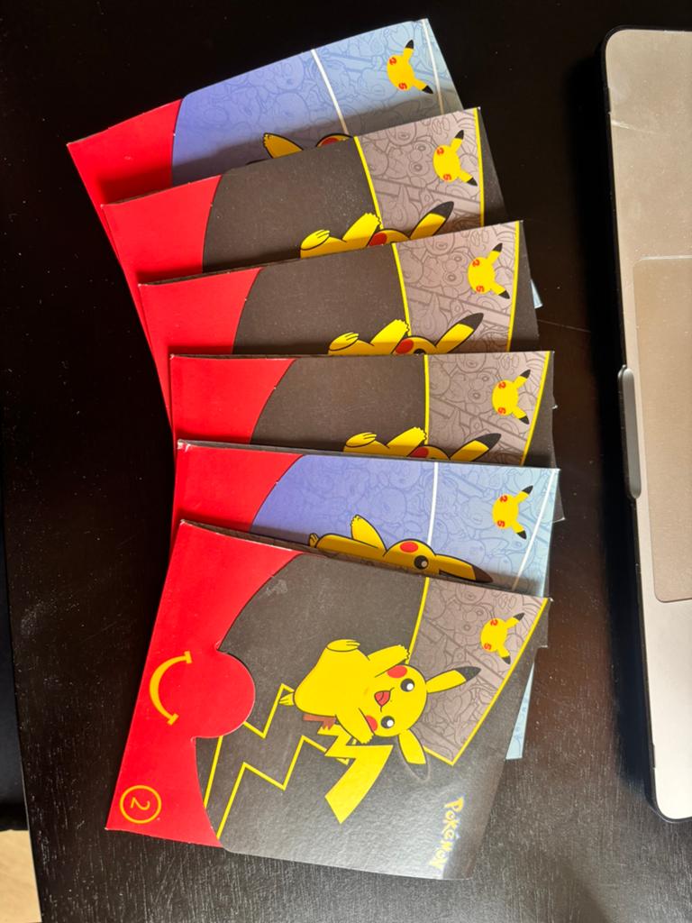 Pikachu mcdonalds 6x 25th, Ophalen, Zo goed als nieuw