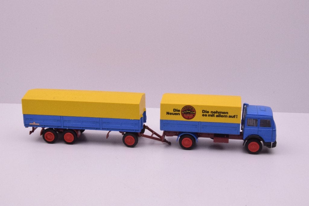 Magirus Iveco truck en aanhanger  ' NZG '', Ophalen of Verzenden, Zo goed als nieuw, Bus of Vrachtwagen, NZG