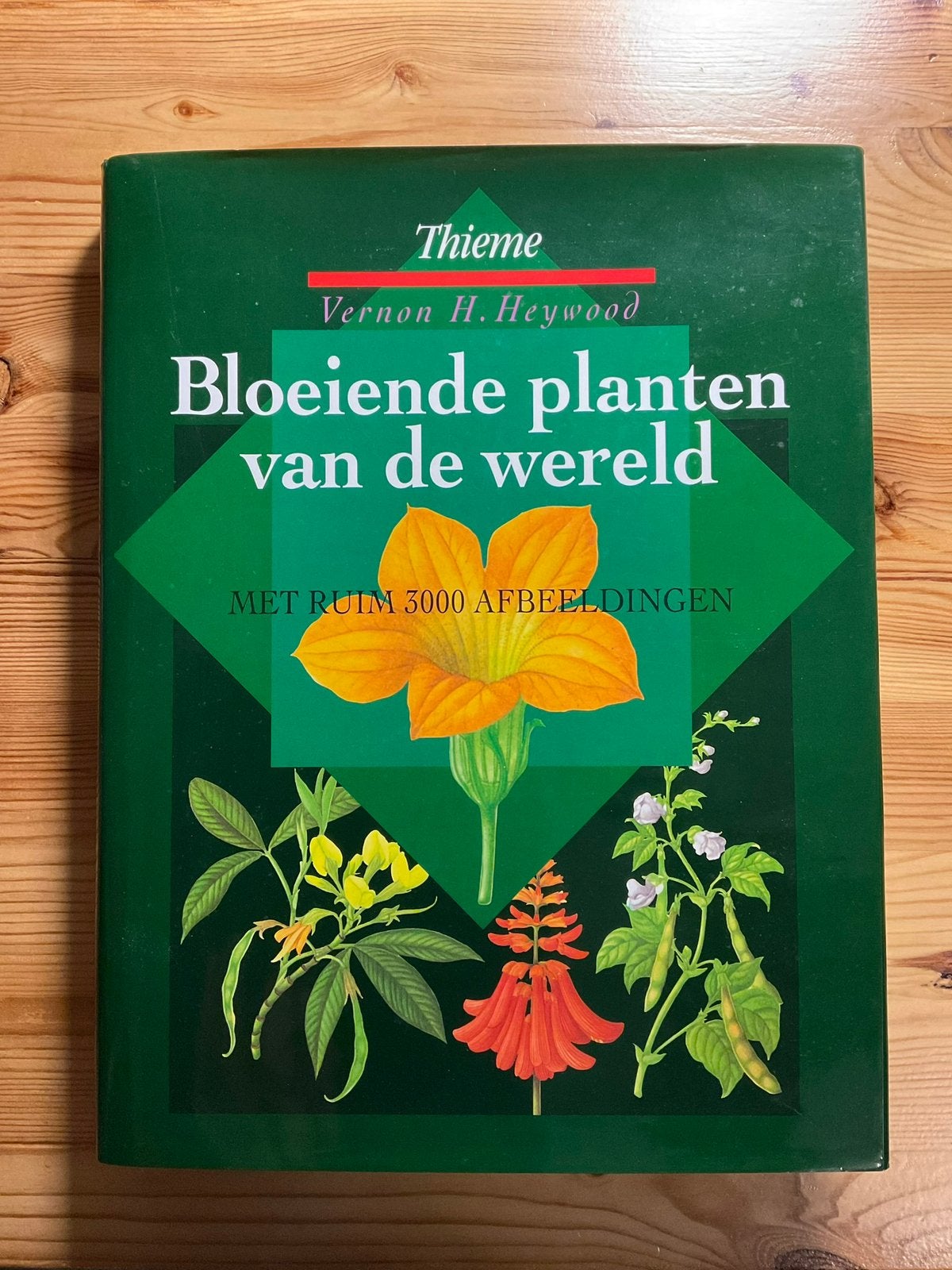 V.H. Heywood - Bloeiende planten van de wereld., Ophalen of Verzenden, Gelezen