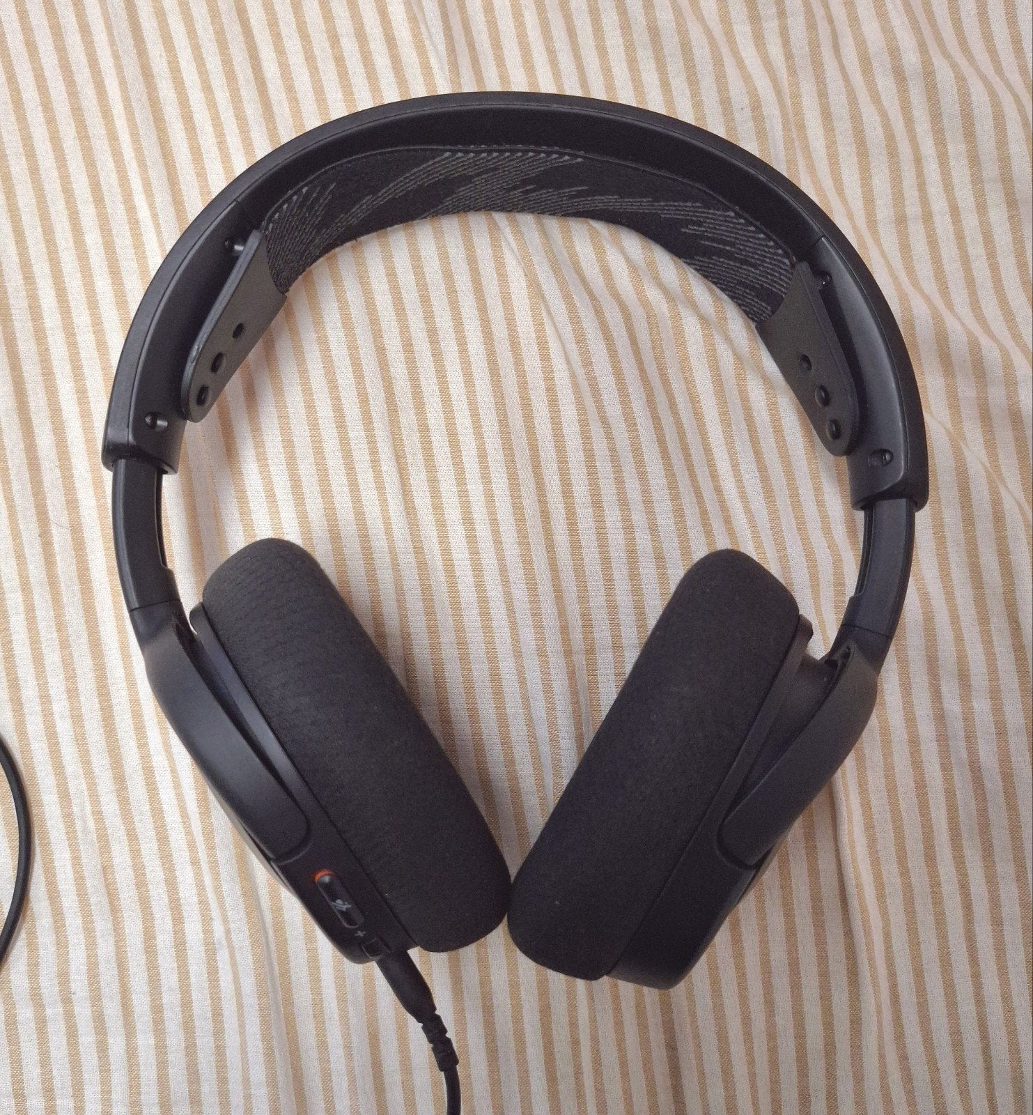 SteelSeries Arctis Nova 1, Computers en Software, Ophalen, Zo goed als nieuw, Bedraad, Steelseries