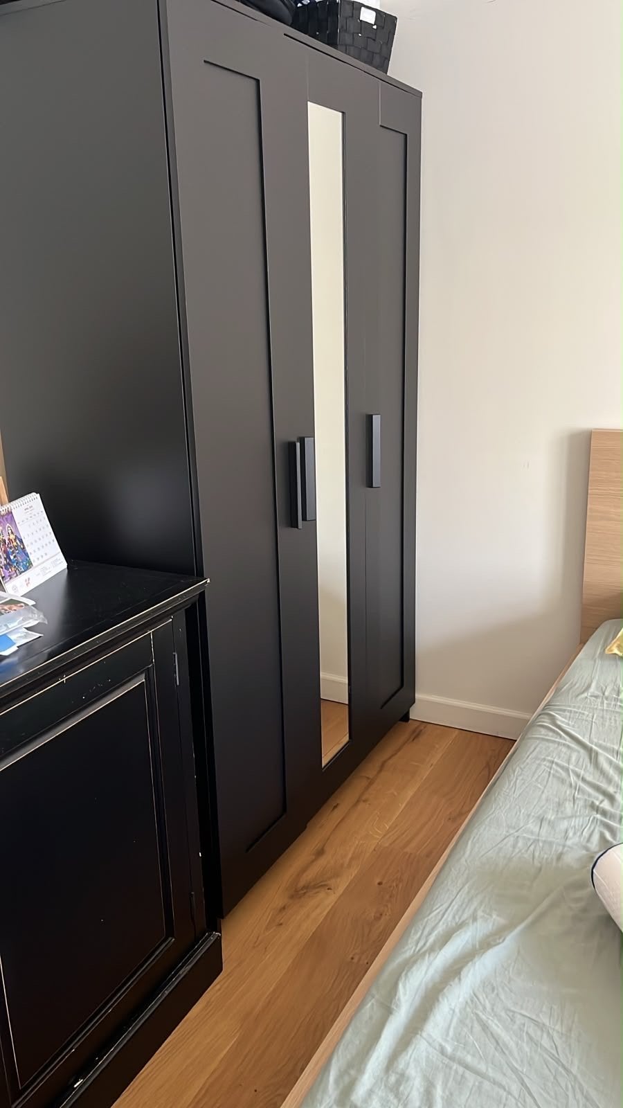 IKEA Brimnes 3-deurs kast - Zo goed als nieuw, Huis en Inrichting, Kasten | Kledingkasten, Zo goed als nieuw, 200 cm of meer, 100 tot 150 cm