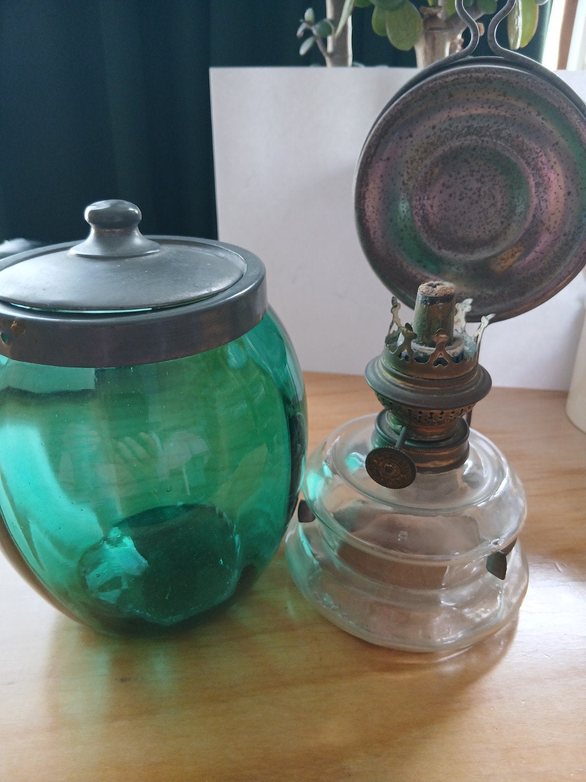 Vintage olielamp en groene pot, Ophalen of Verzenden