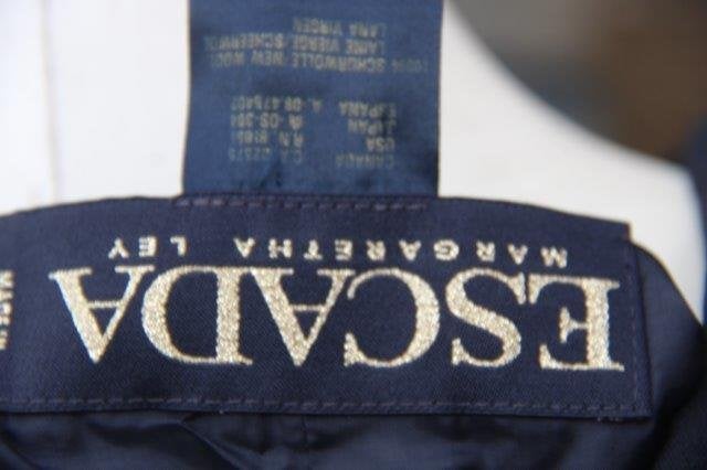 Jasje zwart/ creme Escada mt L Vaste prijs AANBIEDING, Kleding | Dames, Zwart, Maat 42/44 (L), Escada, Ophalen of Verzenden