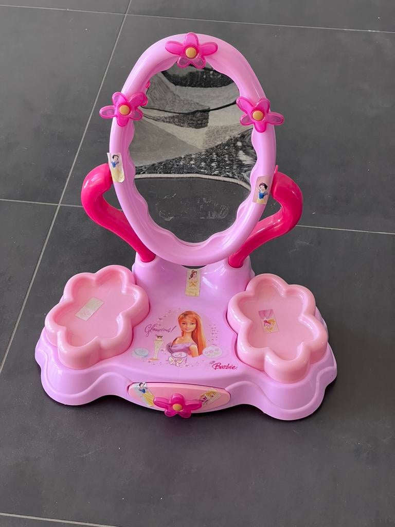 Kinder barbie make up tafel, Ophalen, Zo goed als nieuw