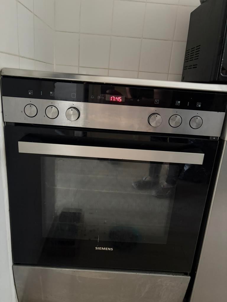 Siemens fornuis elektrisch, Witgoed en Apparatuur, Fornuizen, Ophalen, 60 cm of meer, Keramisch, 4 kookzones