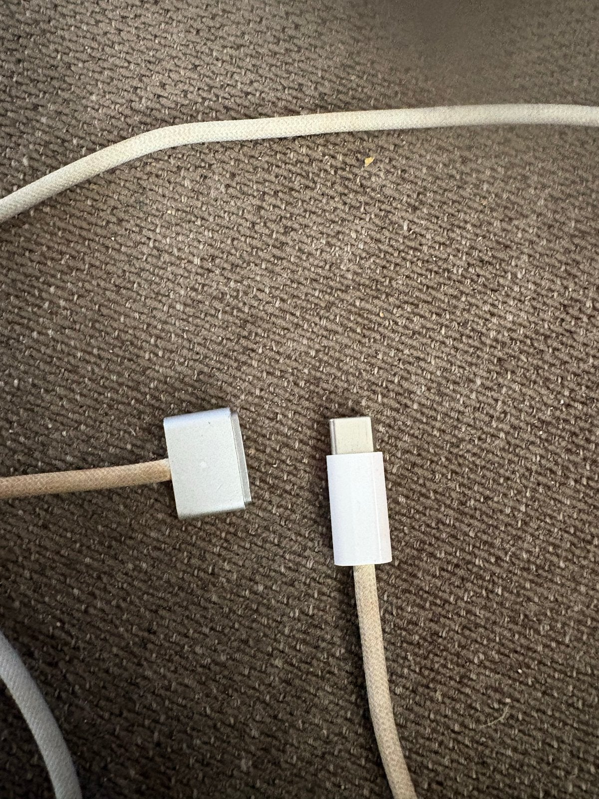 Originele Apple USB-C naar MagSafe 3 Oplaadkabel, Ophalen, Gebruikt