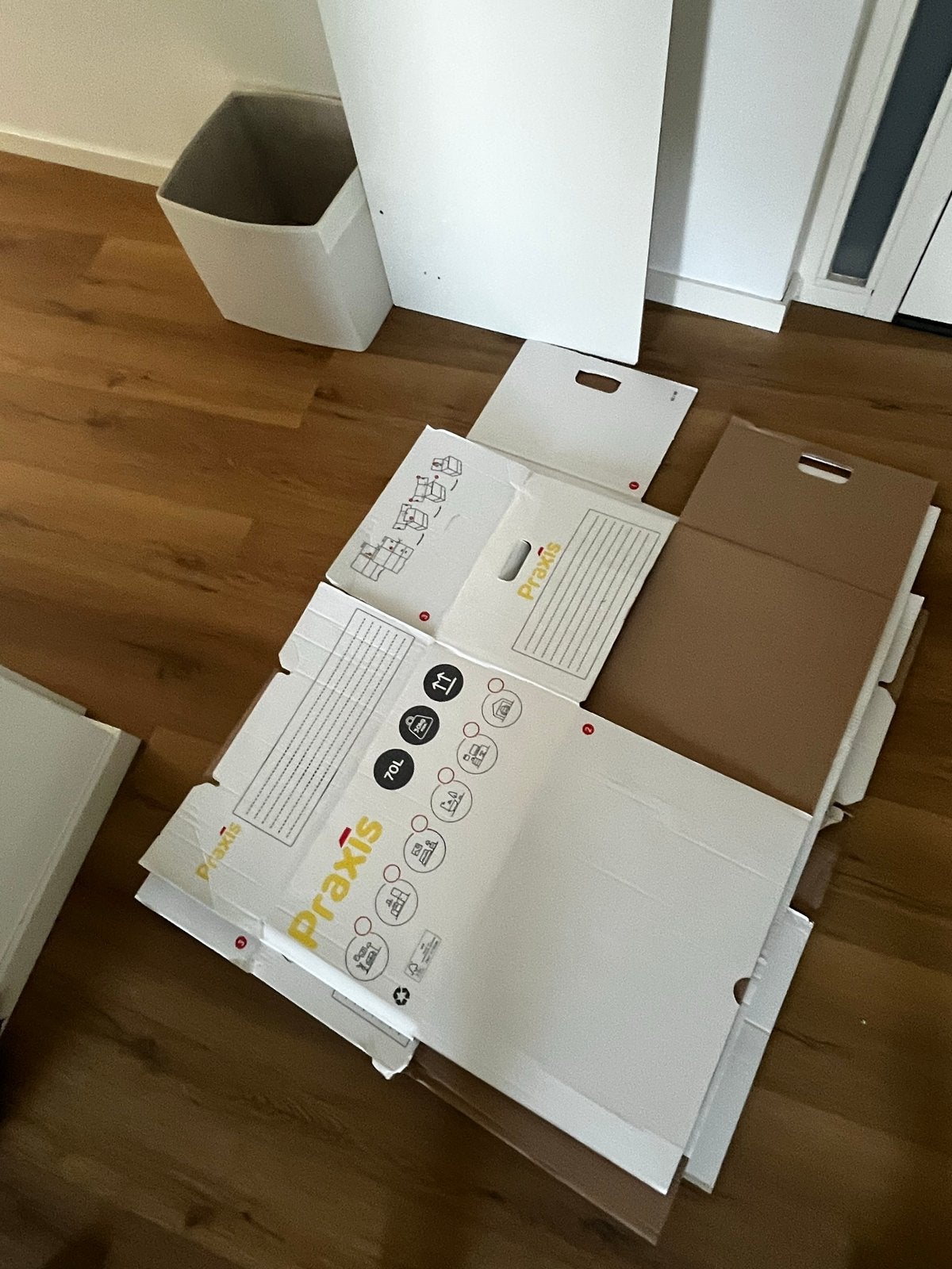 Praxis verhuisdozen 70L - Zo goed als nieuw, Ophalen, Doos, 40 tot 60 cm, Opvouwbaar