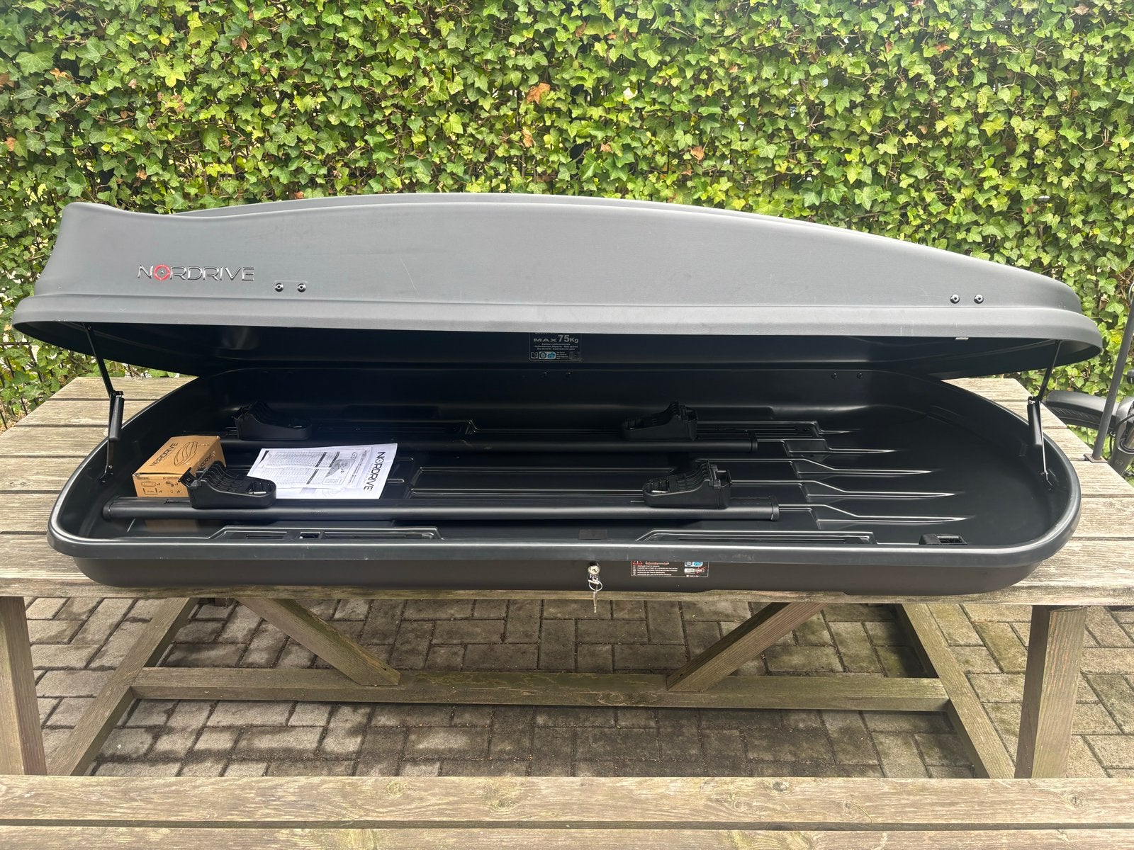 NORDDRIVE Dakkoffer 430L met dakdragers - Zo goed als nieuw, Auto diversen, Ophalen of Verzenden, Zo goed als nieuw