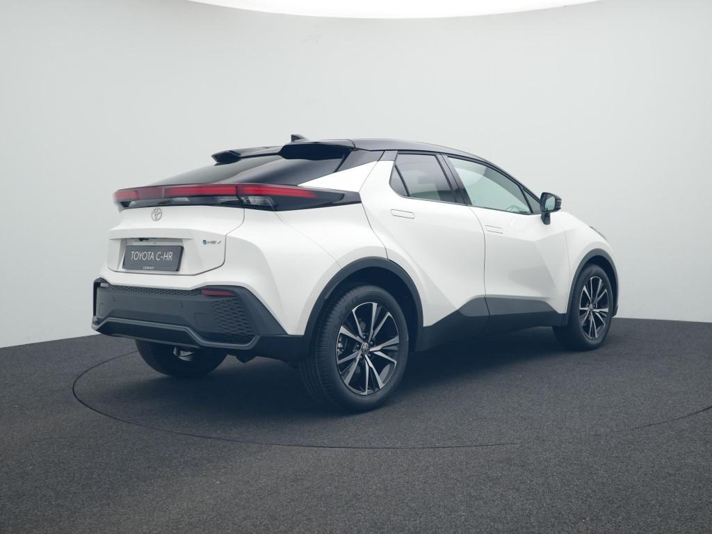 Toyota C-HR 1.8 Hybrid 140 Dynamic *NIEUW* (bj 2026), Auto's, Toyota, 12 maanden, 725 kg, 4 cilinders, Wit