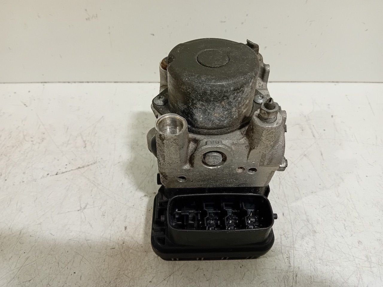 Abs pomp Toyota RAV4, Onderdelen@venauto.nl, Van der Ven Autorecycling B.V., Gebruikt, Daihatsu