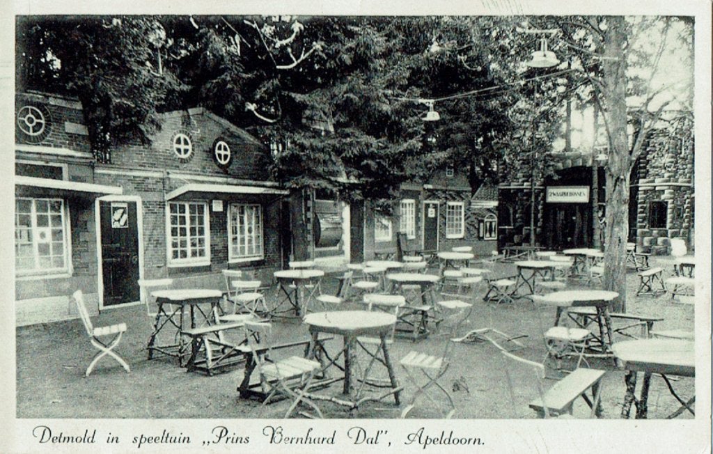 Detmold in speeltuin Prins Bernhard Dal Apeldoorn, Verzamelen, Ophalen of Verzenden, 1920 tot 1940, Gelopen, Gelderland