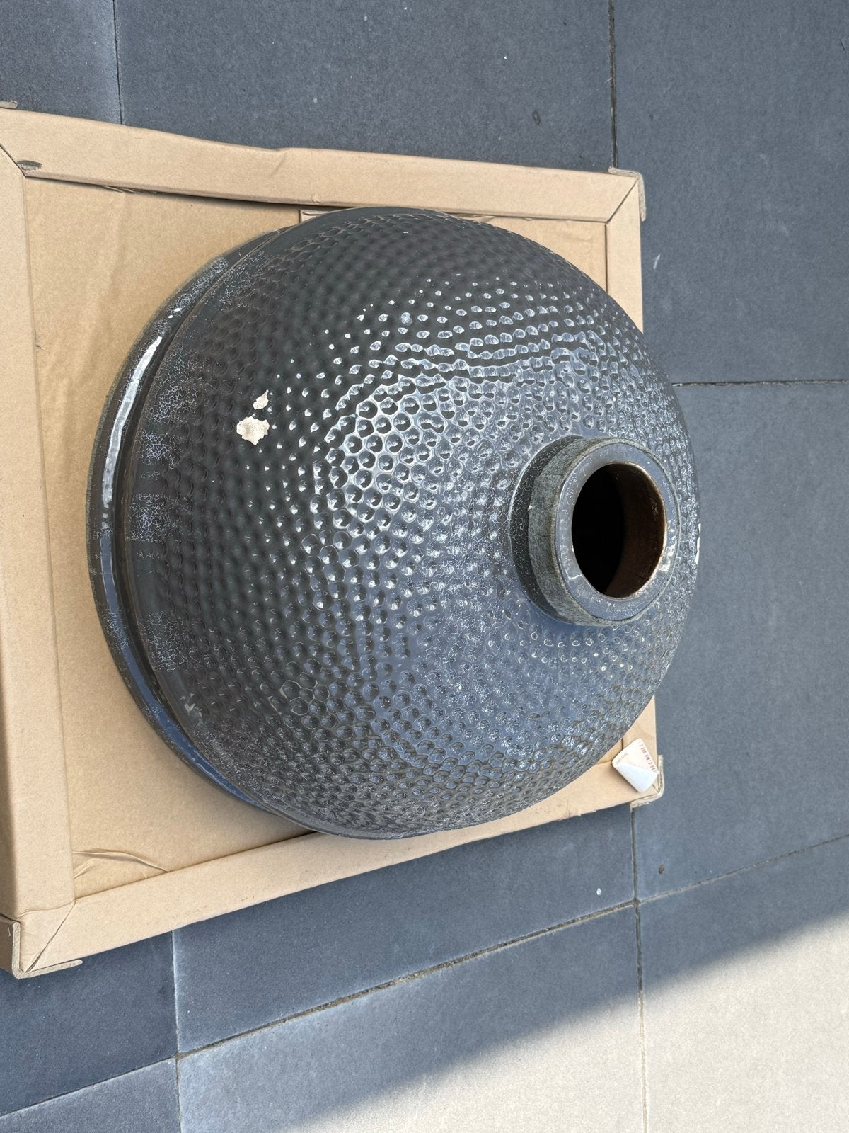 Grill Guru Dome Large - glazuur laat los, Ophalen, Gebruikt