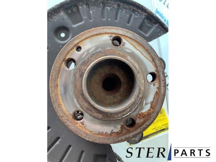Fusee links-voor van een Mercedes Vito, Auto-onderdelen, Gebruikt, -, Ophalen of Verzenden, -