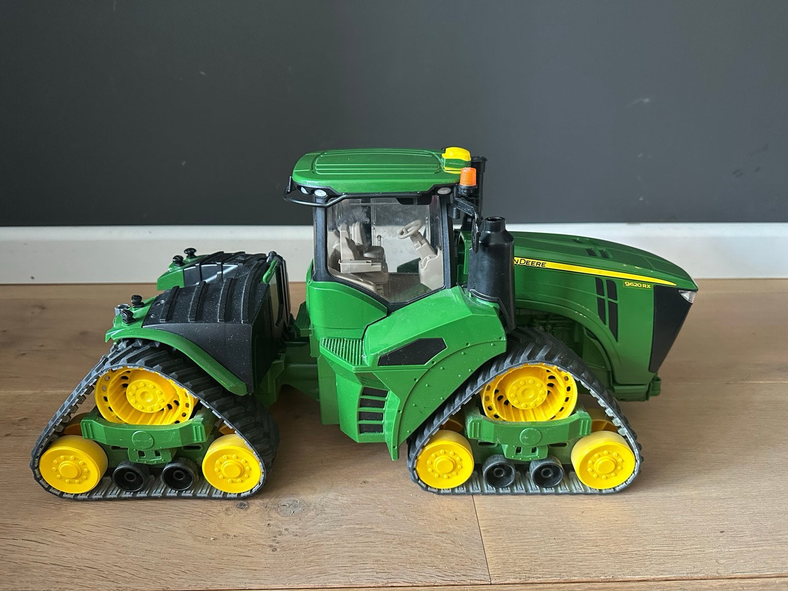 Bruder John Deere 9620RX Tractor met rupsbanden, Ophalen of Verzenden, Gebruikt