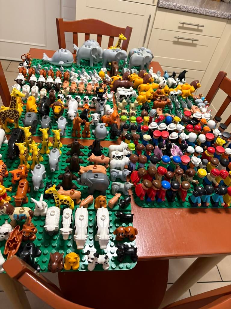 Partij duplo poppetjes en dieren, Ophalen, Zo goed als nieuw