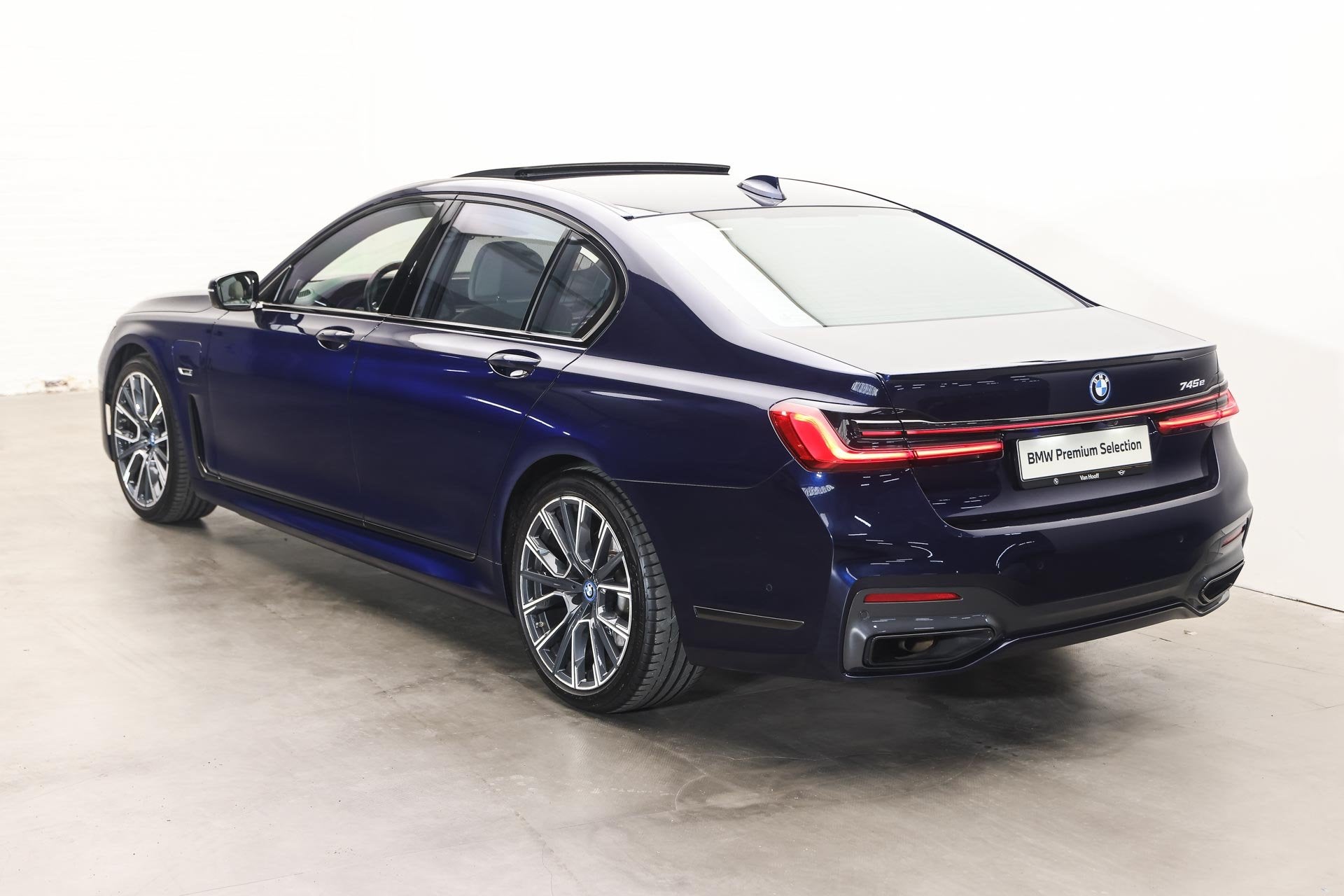 BMW 7 Serie 745e High Executive M Sport Automaat / Schuif-ka, Dealer onderhouden, Achterwielaandrijving, Gebruikt, Euro 6