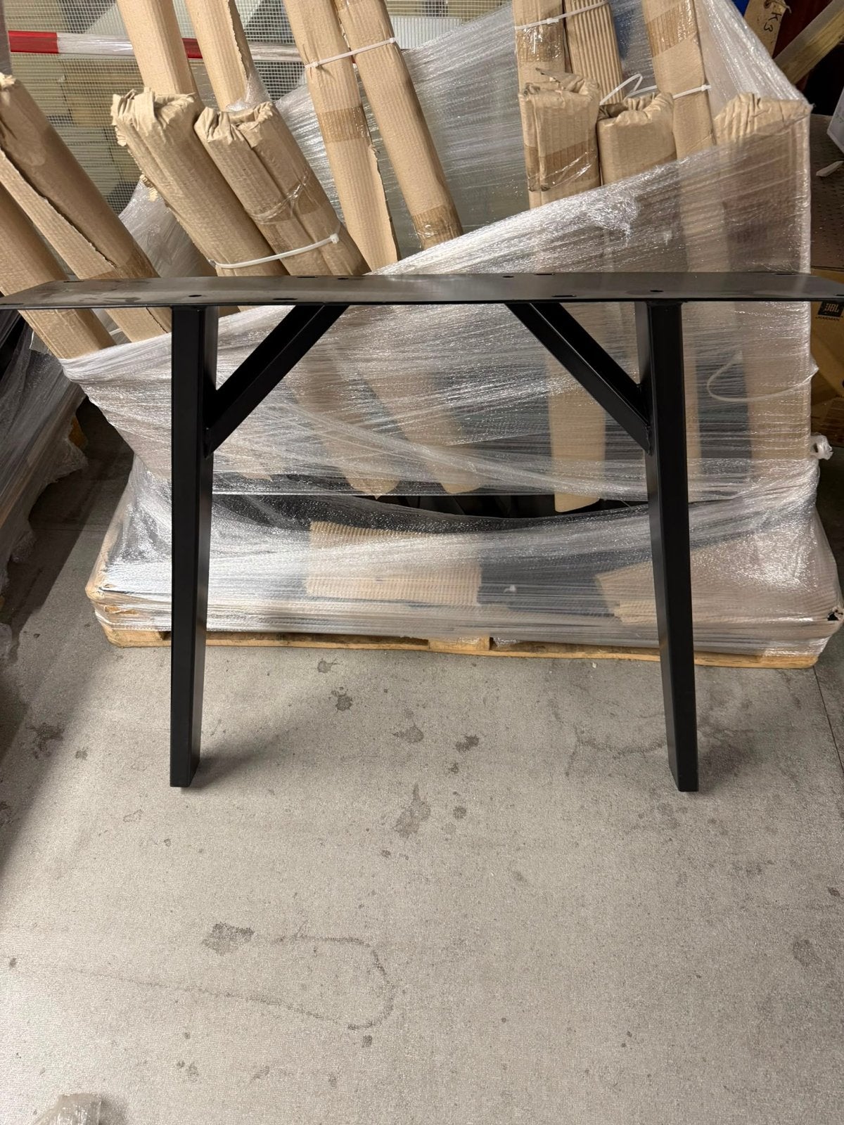Nieuwe Zwart Gecoate Tafelpoot - A Poot (Set van 2), Huis en Inrichting, Tafelonderdelen, Ophalen, Tafelpoot, 50 tot 100 cm, Nieuw