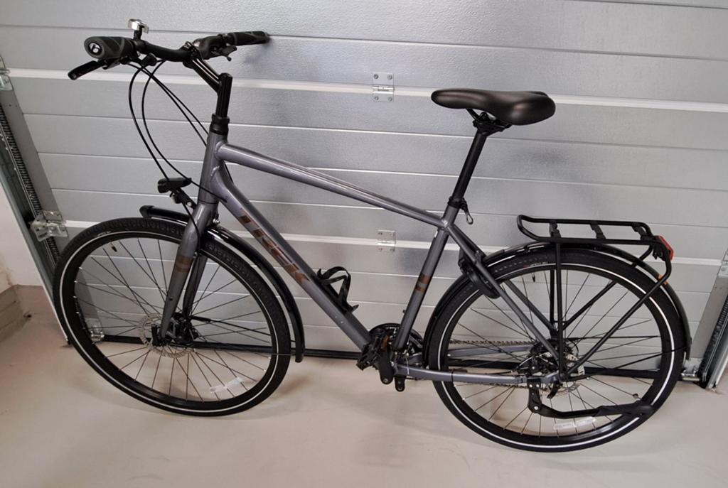 Te koop Trek Verve 1 Equipped Galatic Grey fiets 2023 XL, Fietsen en Brommers, Fietsen | Heren | Herenfietsen, Versnellingen, Zo goed als nieuw
