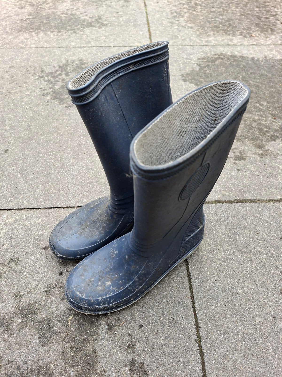 Donkerblauwe regenlaarzen maat 34, Ophalen, Jongen of Meisje