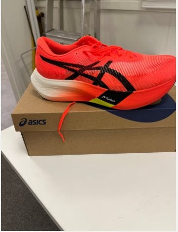 Asics Metaspeed Edge Paris U / 42,5, Hardloopschoenen, Nieuw, Ophalen of Verzenden, Hardlopen