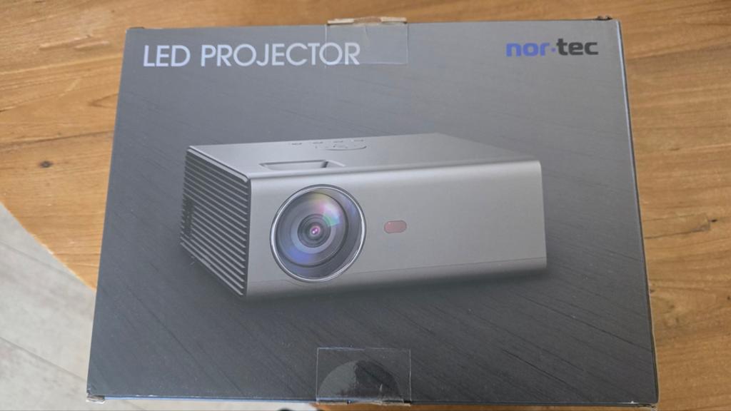 Led beamer action, Ophalen, Zo goed als nieuw, LED