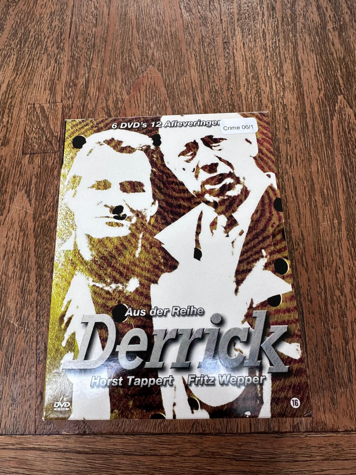 Derrick dvd-box – 6 dvd’s met 12 afleveringen, Cd's en Dvd's, Ophalen of Verzenden, Zo goed als nieuw