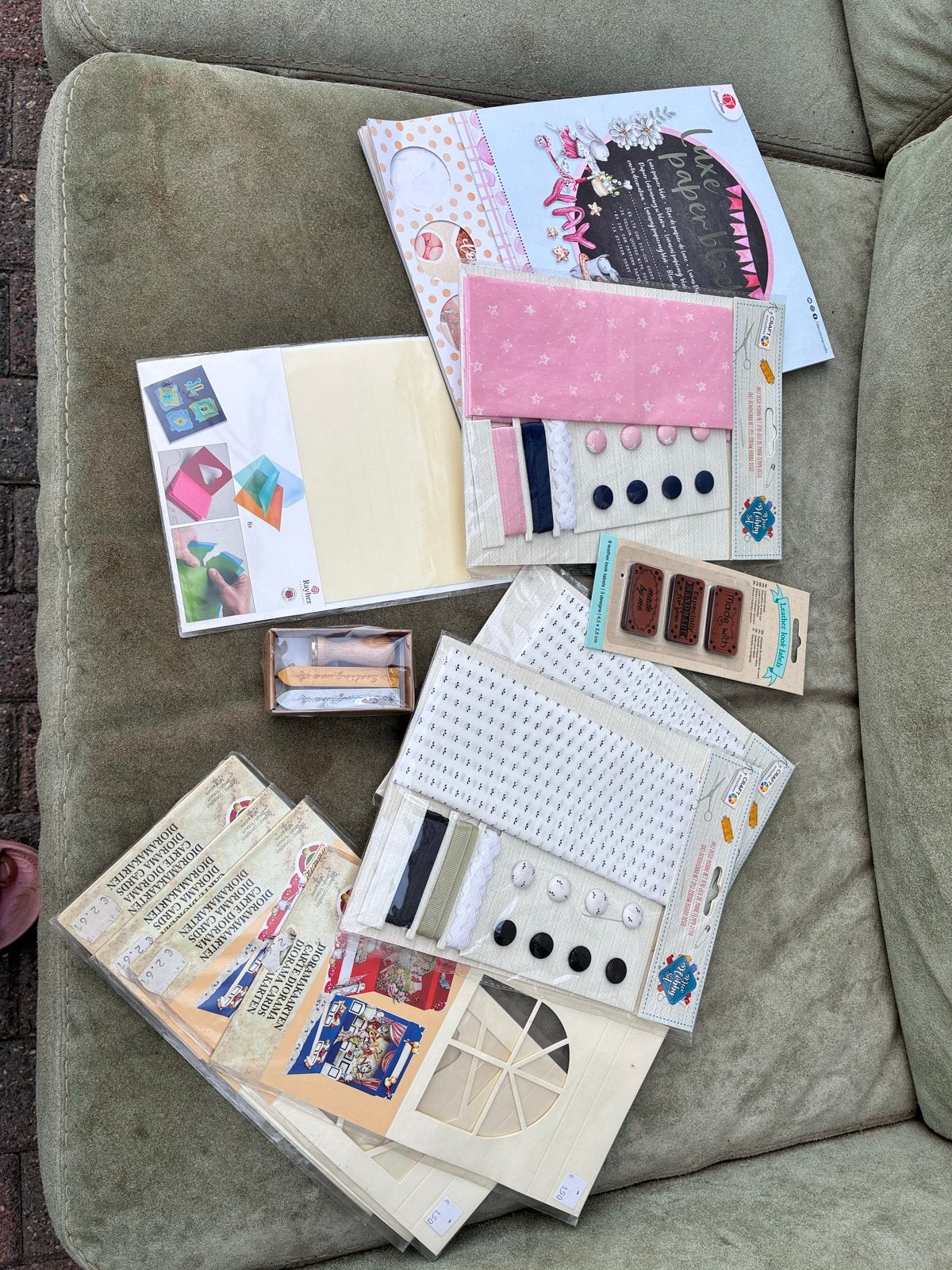 Grote partij scrapbook- en knutselspullen, Nieuw, Meerkleurig, Ophalen of Verzenden, Papier of Karton