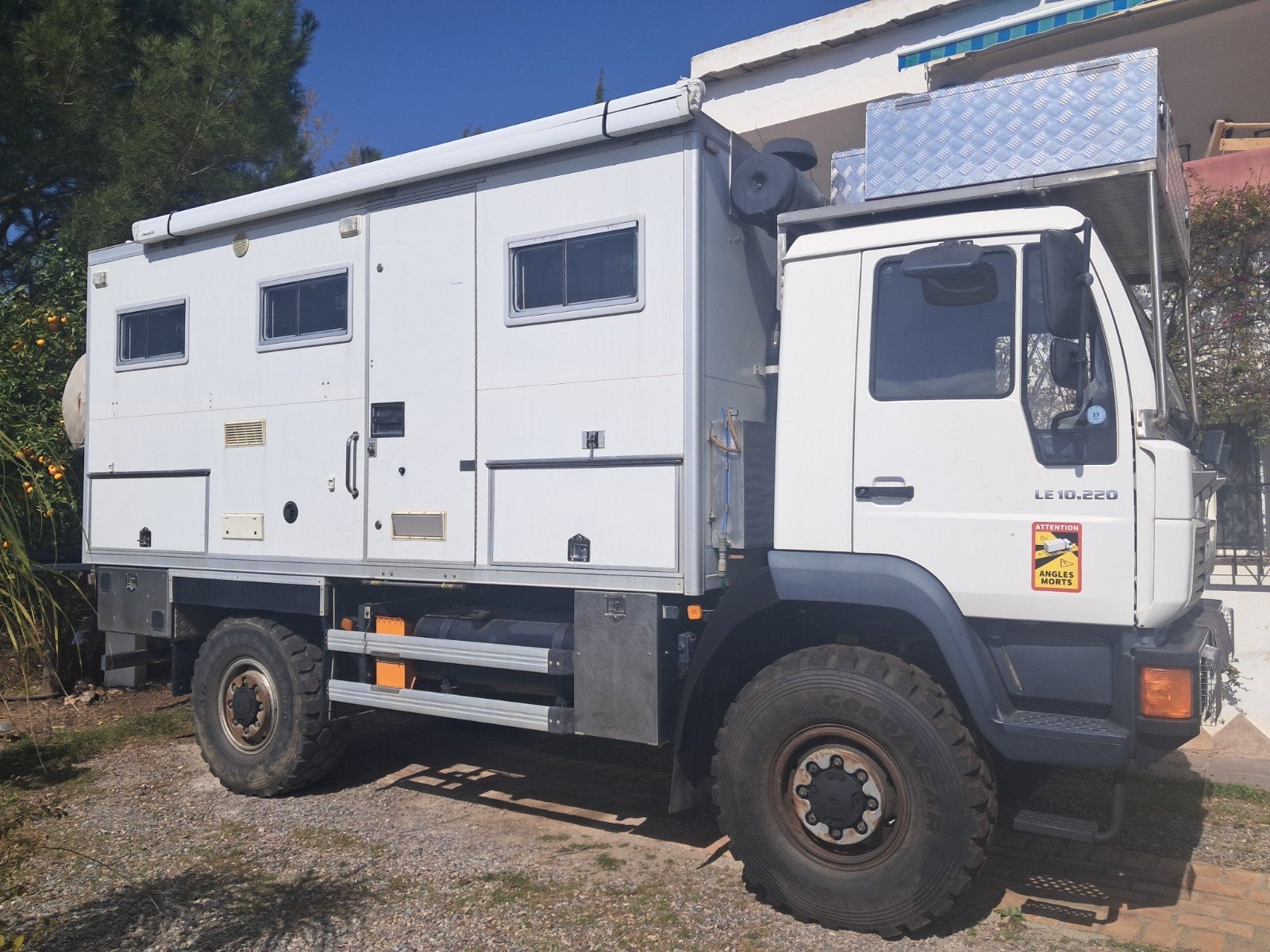 4x4 CAMPER - MAN LE10.220, Caravans en Kamperen, Particulier, Buscamper of Camperbus