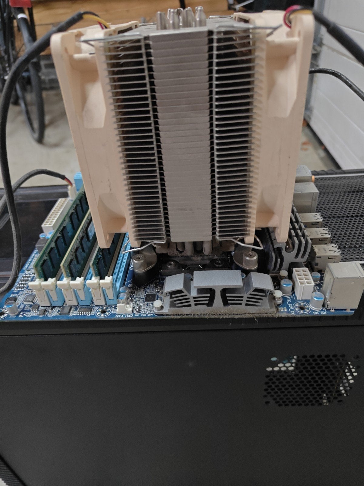 Hardware bundle: Noctua NH-D14 koeler + Intel i7 2600K + Moe, Computers en Software, 6-core, LGA 1151, Gebruikt, Intel Core i7 8700K