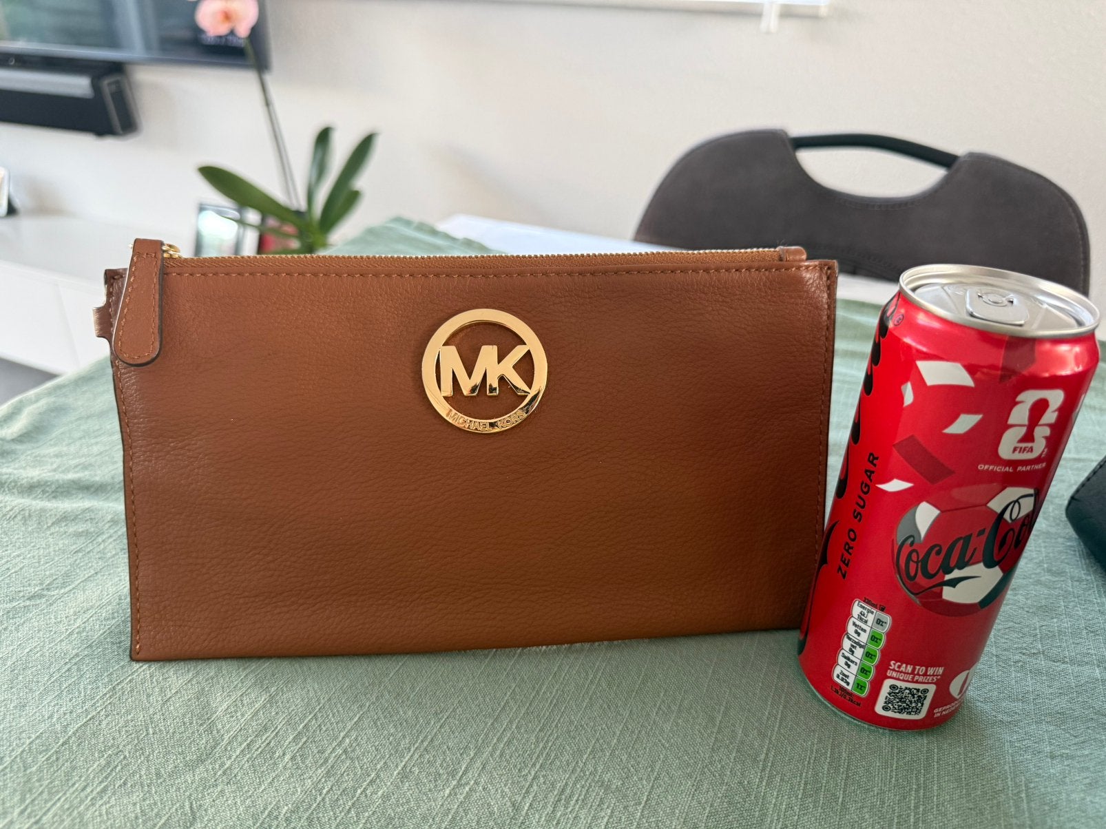 Michael kors, Ophalen of Verzenden, Zo goed als nieuw, Zwart, Avondtasje