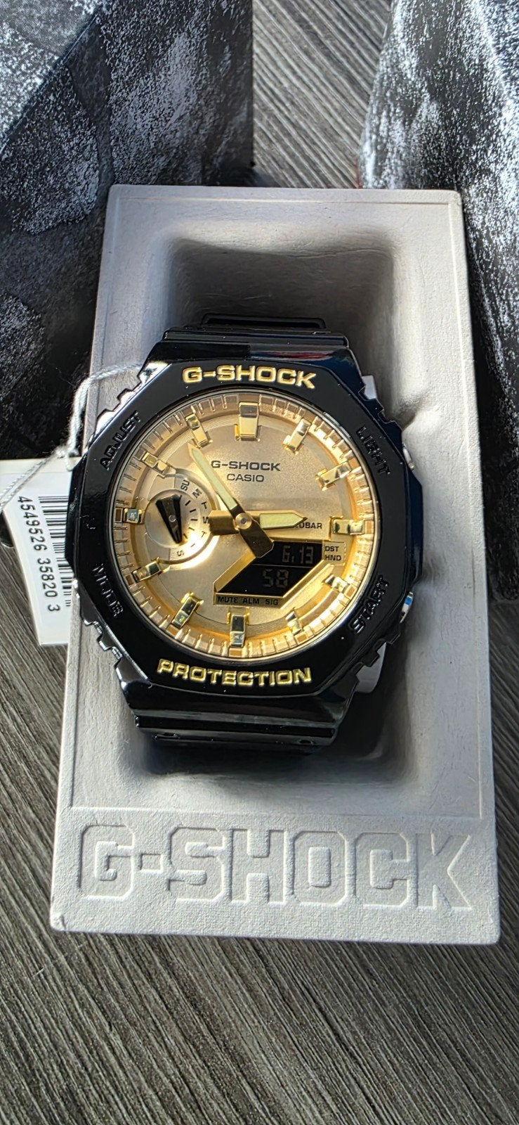 Casio G-Shock GA-2100GB-1AER Horloge Zwart/Goud, Casio, Kunststof, Polshorloge, Nieuw