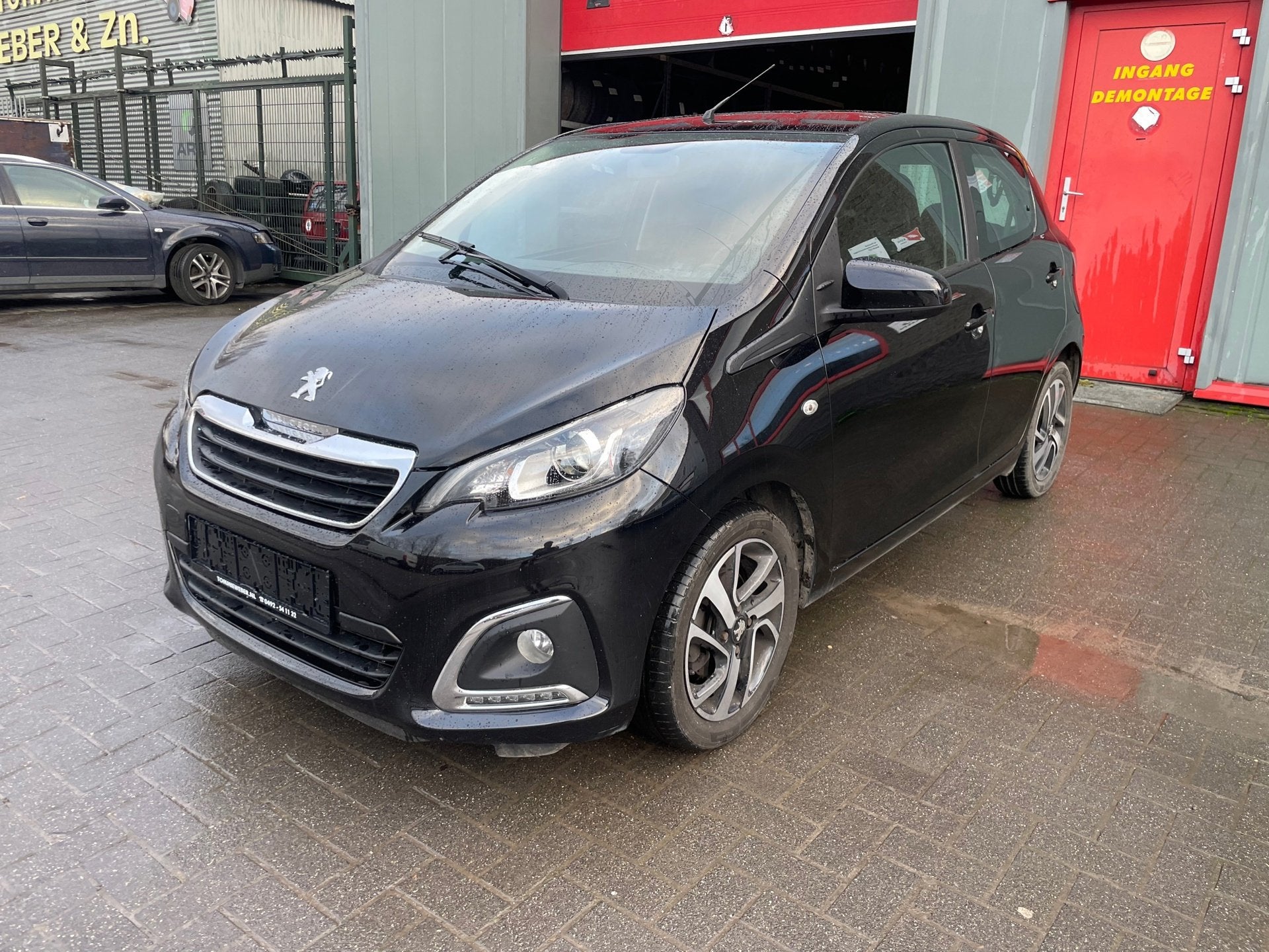 Peugeot 108 1.0 e-VTi Allure, Voorwielaandrijving, Dealer onderhouden, Gebruikt, 4 stoelen