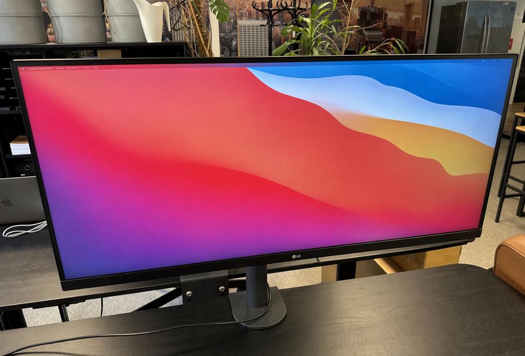 7x LG 34WN700 34" UltraWide QHD HDR IPS Monitor + Arm, Gaming, HDMI, IPS, Ophalen of Verzenden