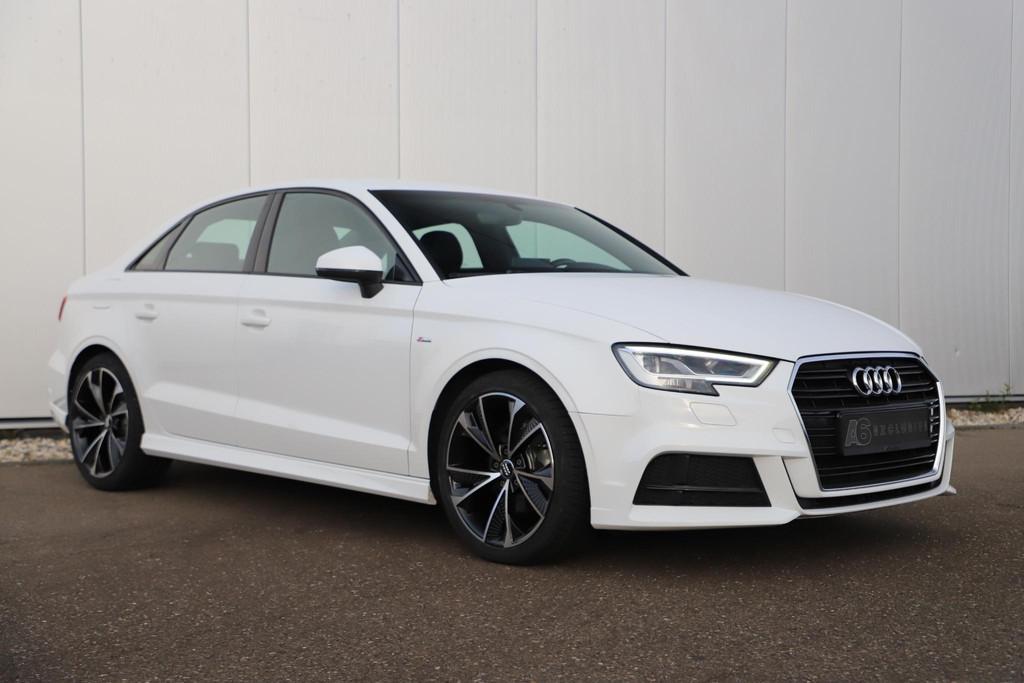 Audi A3 Limousine 30 TFSI Sport S Line Edition Automaat Half, Auto's, Audi, Gebruikt, Met garantie (alle), Wit, Origineel Nederlands