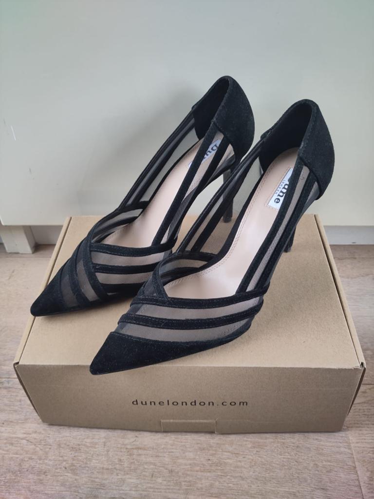 Dune London Zwarte Suède Pumps met Mesh - Maat 40, Ophalen of Verzenden, Zo goed als nieuw, Zwart, Pumps
