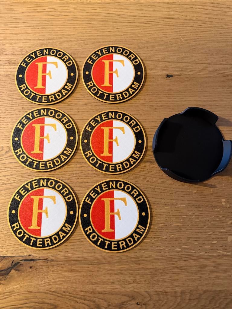 Feyenoord Onderzetters – Set van 6 + Houder (3D geprint PLA), Verzenden, Nieuw, Glas of Kopje