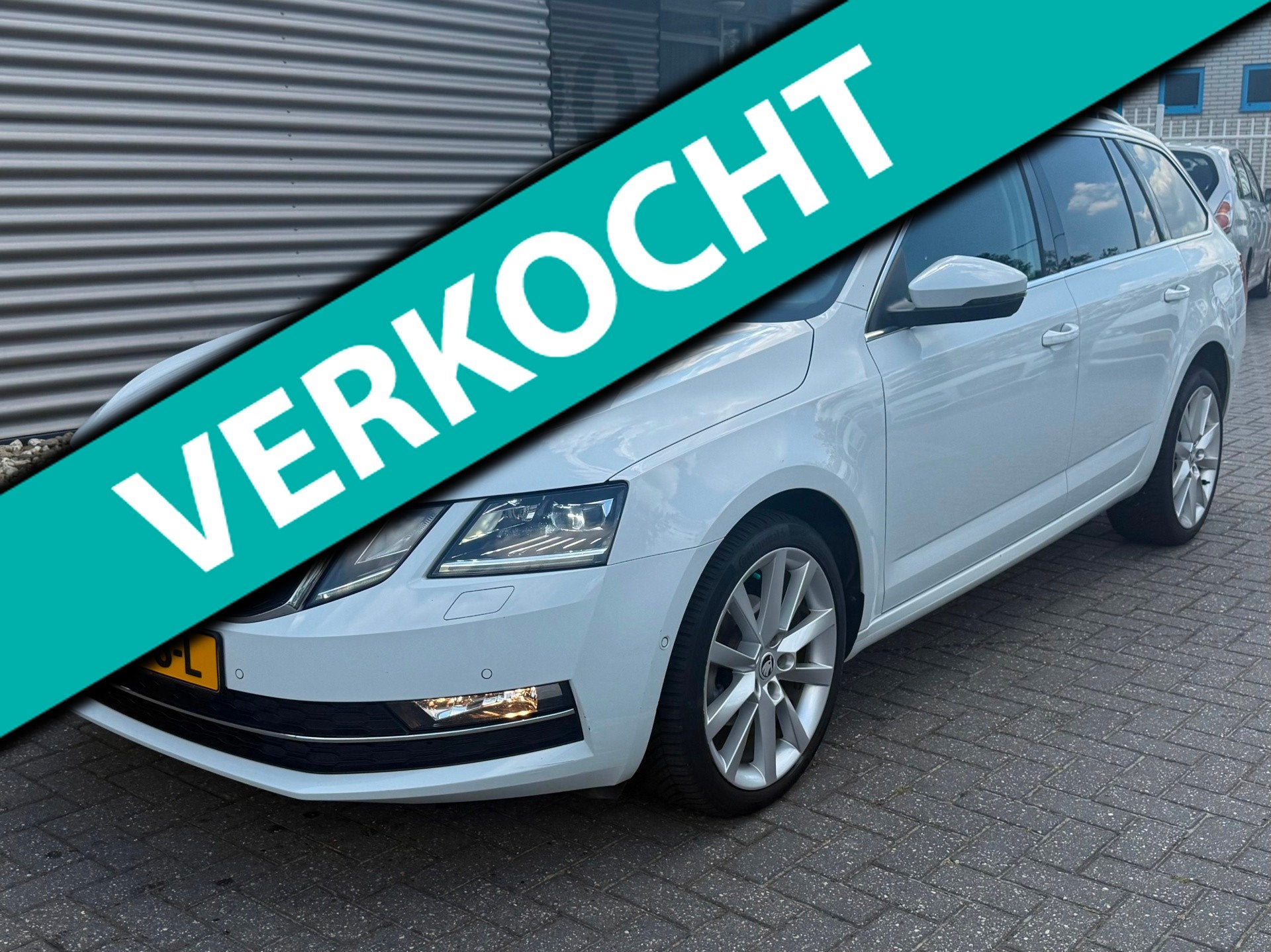 Skoda Octavia Combi 1.6 TDI Greentech Style Business, Auto's, Skoda, Gebruikt, 4 cilinders, 116 pk, Wit
