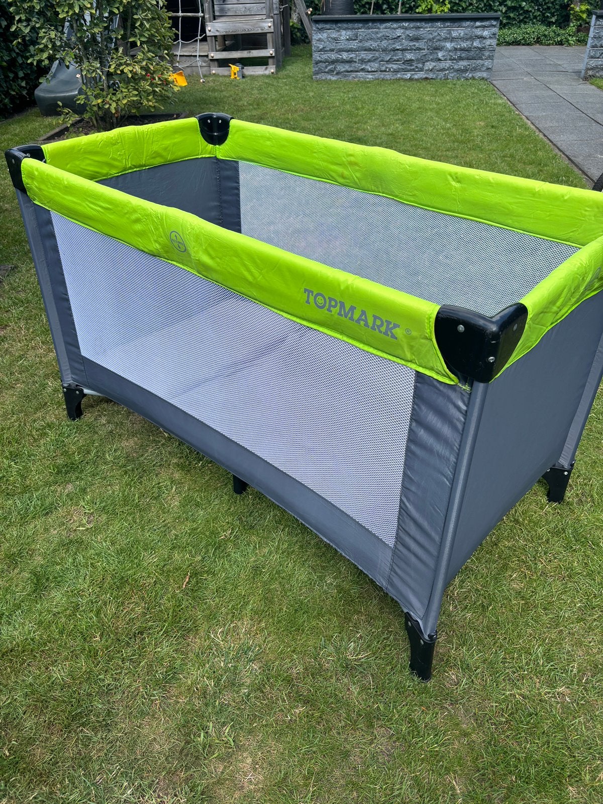 Campingbed topmark + matras, Kinderen en Baby's, Ophalen, Gebruikt, Reisbedje