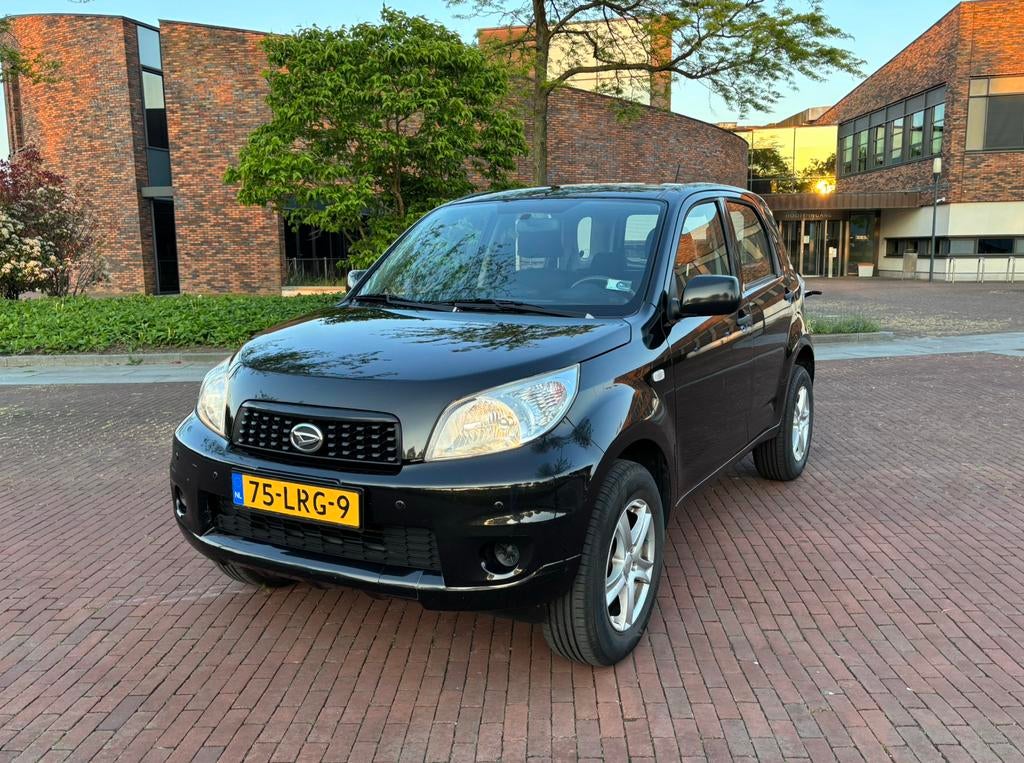 Daihatsu Terios 1.5-16V Explore 2WD automaat 105PK 2010, Zwart, 400 kg, Zwart, Parkeersensor