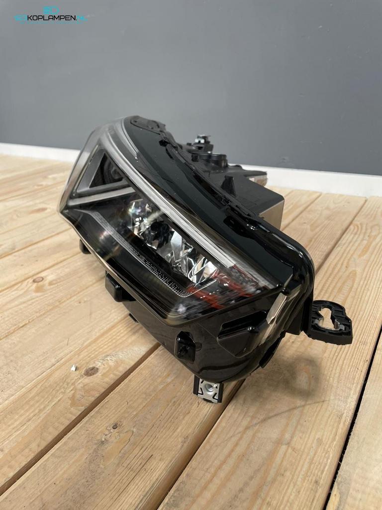 Seat Leon 4 IV 5FJ 2021 Full LED koplamp rechts, Ophalen, Gebruikt, -, -