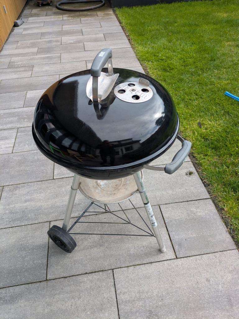 Weber Compact Kettle 47cm - Gebruikt, Goede Staat, Tuin en Terras, Barbecue-accessoires, Ophalen of Verzenden, Gebruikt, Weber