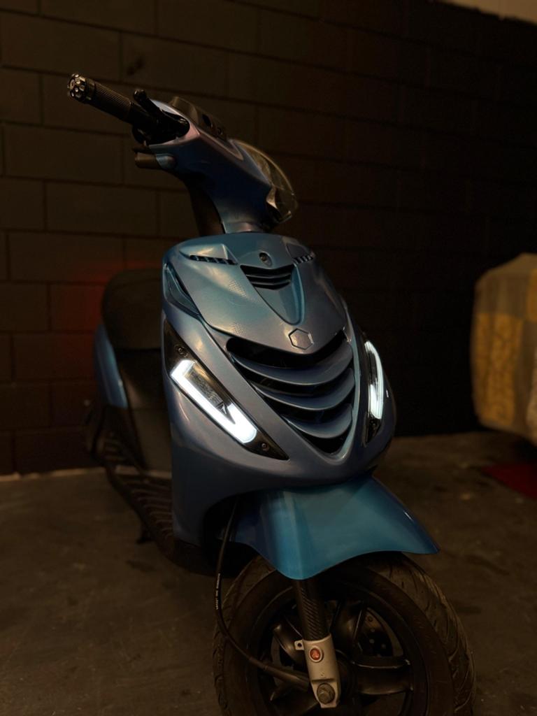 Piaggio Zip brom 4T 50cc custom, Ophalen, ., Maximaal 45 km/u, Zip