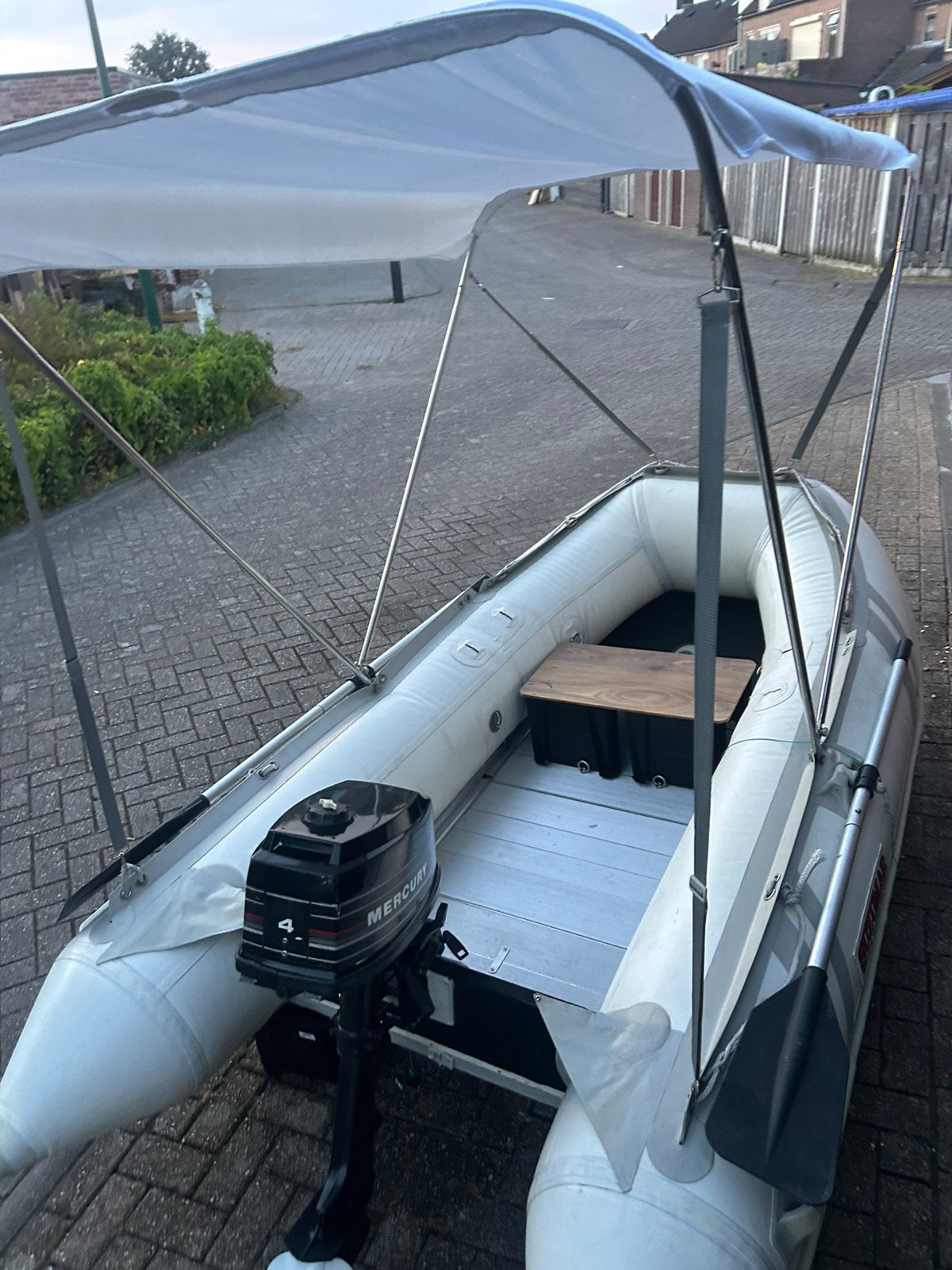 Suzumar rubberboot aluminium bodem met motor, Ophalen, Zo goed als nieuw, Benzine, Overige merken